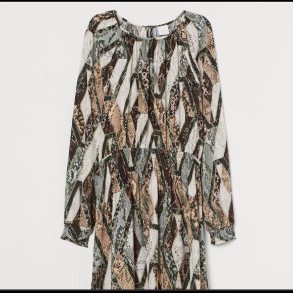 H&M snake print maxi dress - Picture 2 of 4